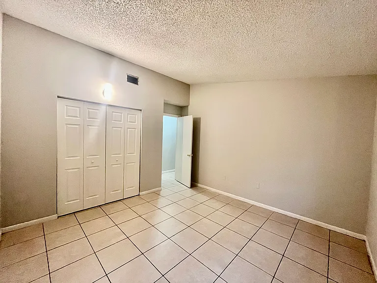 1602 Crystal Park Cir #1602 — Photo 10