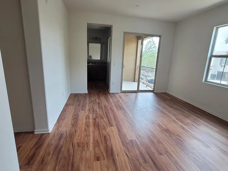 8586 Old Stonefield Chase — Photo 10