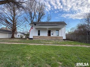 345 Louisa St, Illiopolis, IL