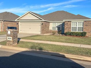 9620 Evie Dr, Moore, OK 73160