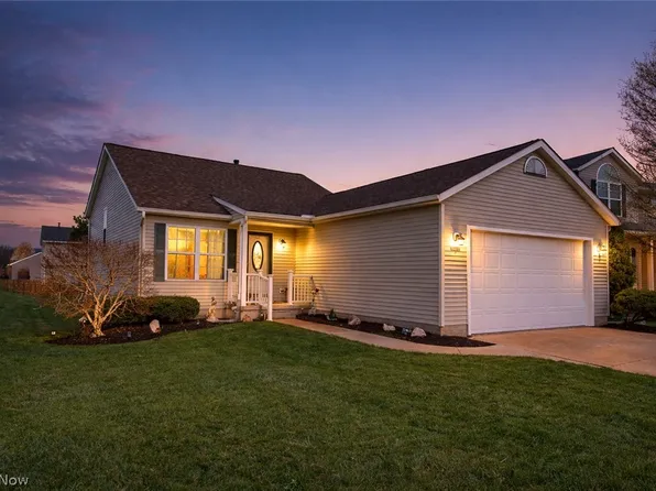 38222 Pebble Lake Trl, North Ridgeville, OH 44039