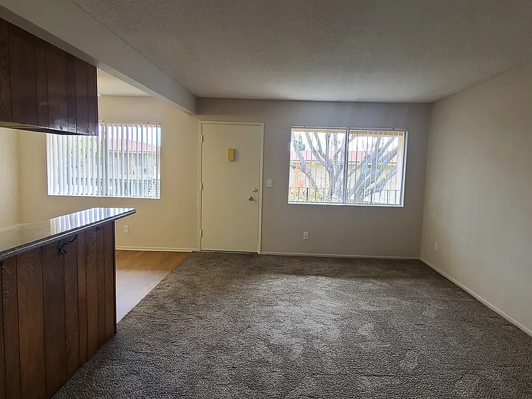 The Enrique Apartments — Photo 17