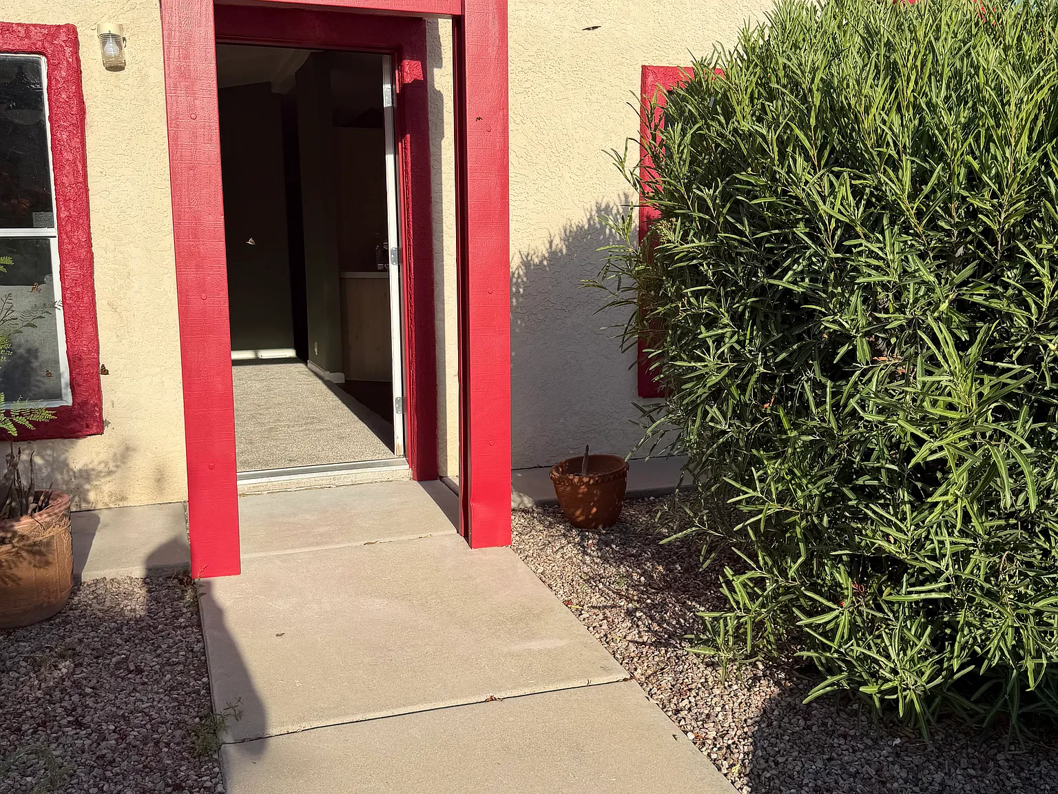 2 bed, 1152 sqft, $1,600 — Photo 2