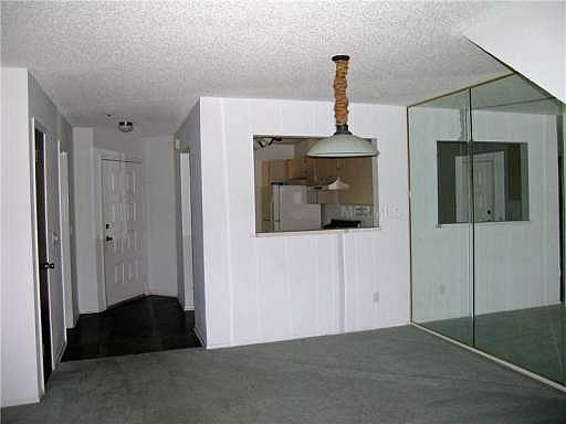 4th image of 555 Northbridge Dr