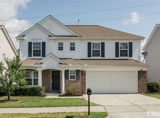 320 Edgecroft Way, Fuquay Varina, NC 27526