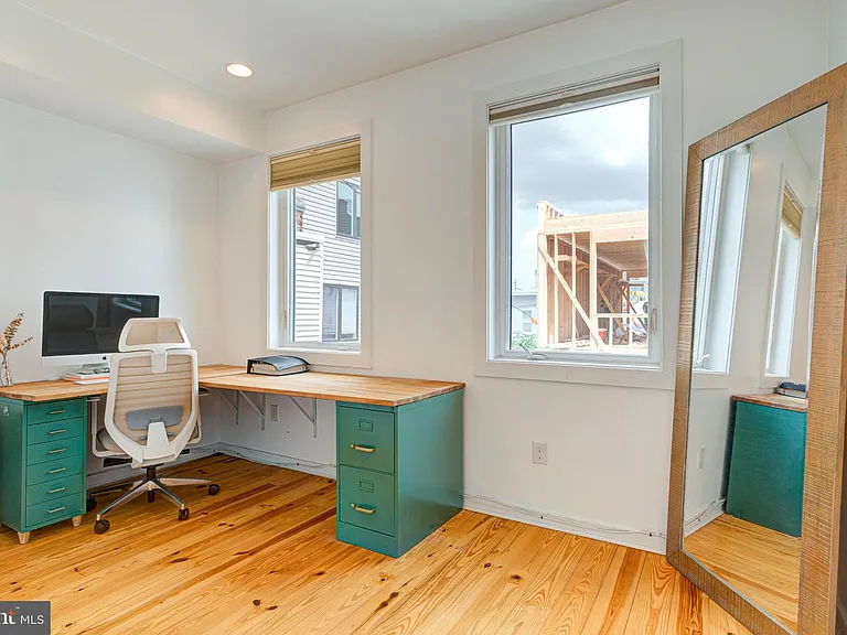 1509 S Dorrance St — Photo 9