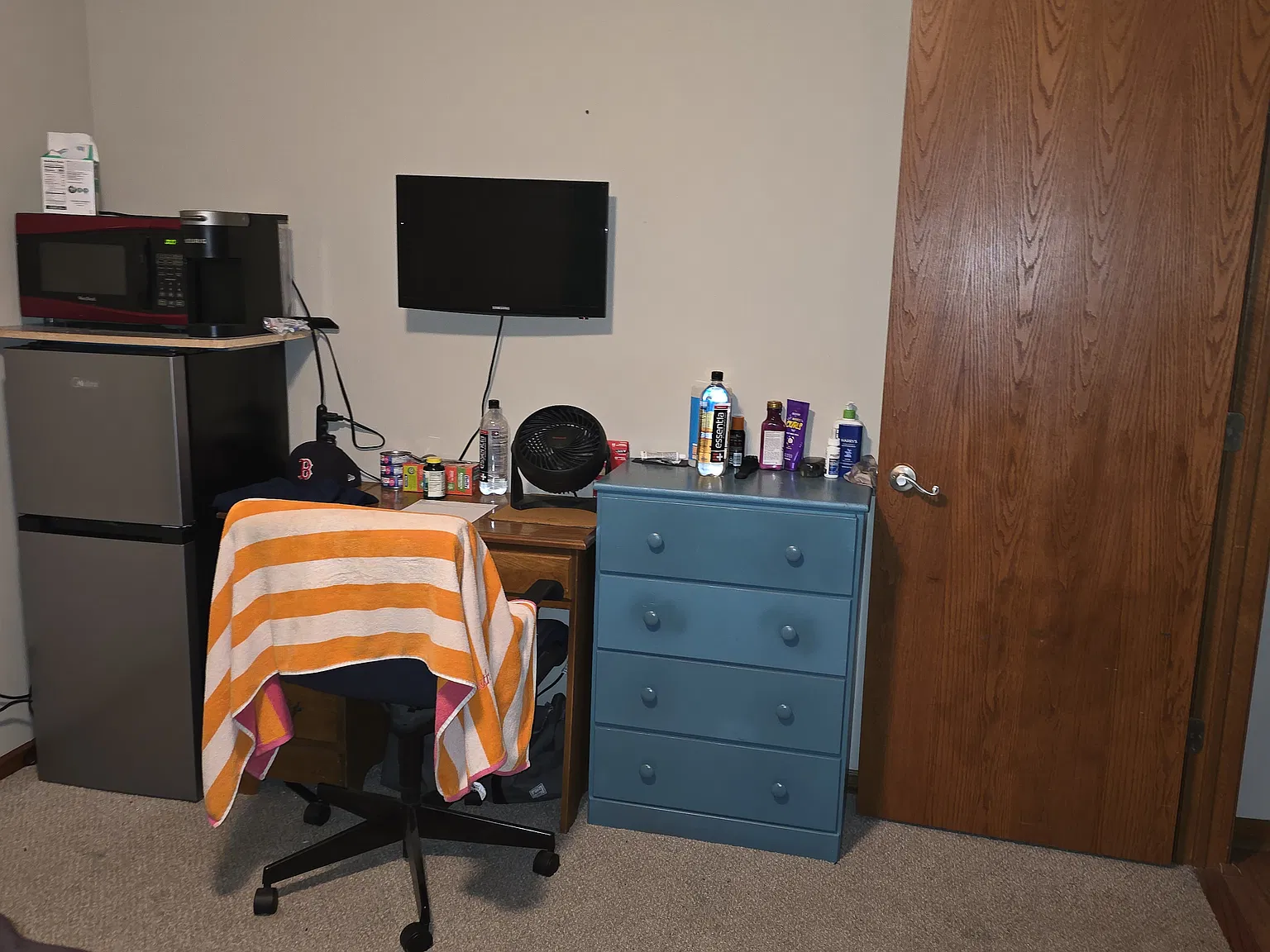1 bed, 200 sqft, $650 — Photo 2