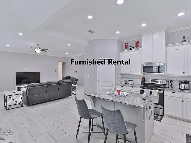 3126 Oakley St — Photo 11