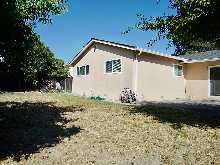 3001 Knights Bridge Rd — Photo 16