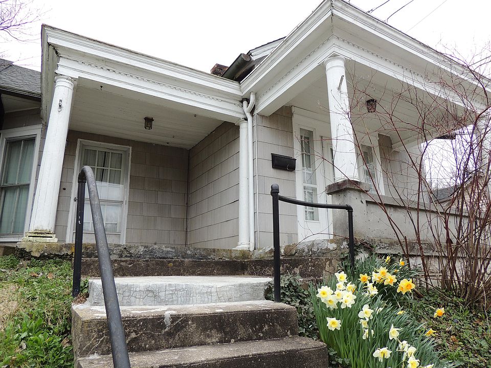 1st image of 213 W Campbell St