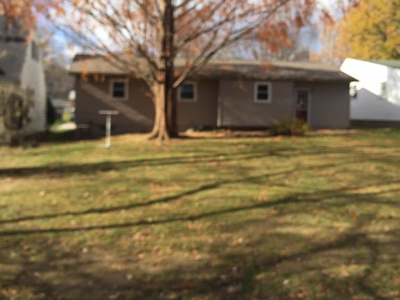 2nd image of 2579 Windsor Ave