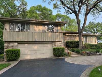 73 W Canterbury Ln, Northfield, IL, 60093