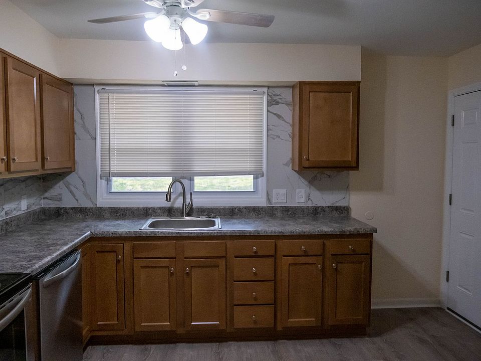 94 Elliot Rd 94 Elliot Rd East Greenbush, NY Zillow