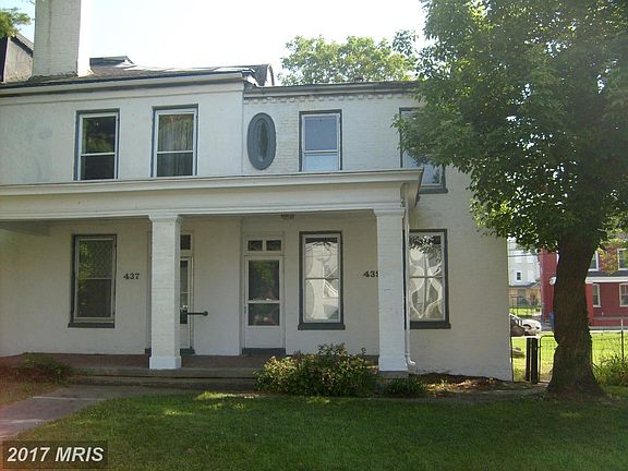 3rd image of 437 W Washington St
