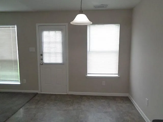 9503 Wyatt Oak Ln — Photo 7