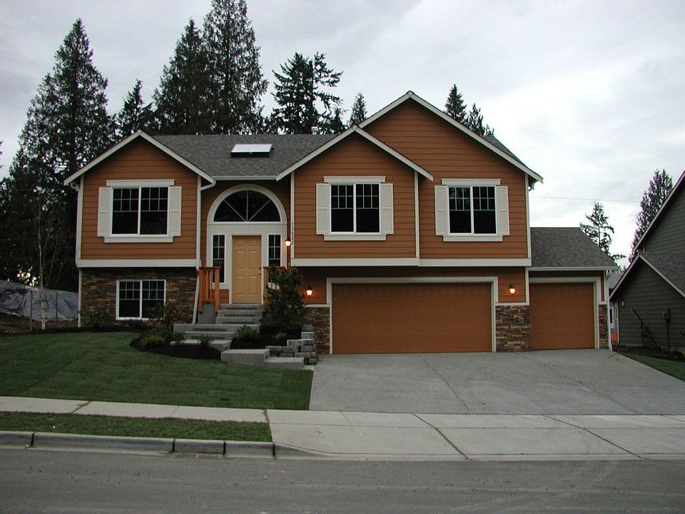 1st image of 13822 17th Ave W