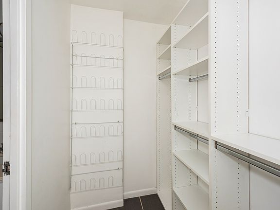 5th image of 2800 N Lake Shore Dr APT 911