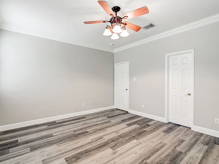 2504 Cypress Point Dr — Photo 21