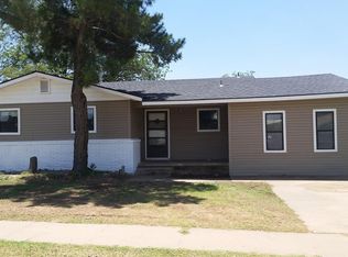 214 36th St, Snyder, TX 79549