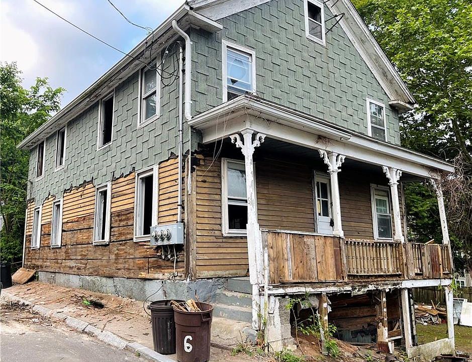 2nd image of 6 Cherry St