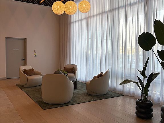 4th image of 15 Skyridge Dr #324