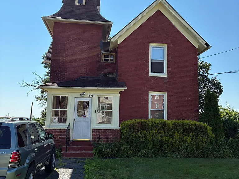 84 Brown Ave #2 — Photo 1