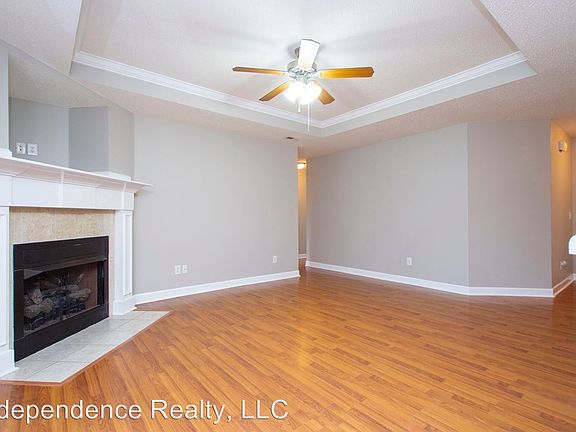 4th image of 194 Chestnut Oak Cir