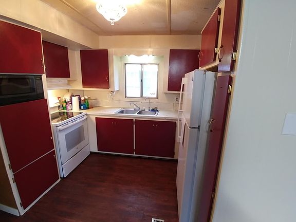 5th image of 609 N Cottonwood St