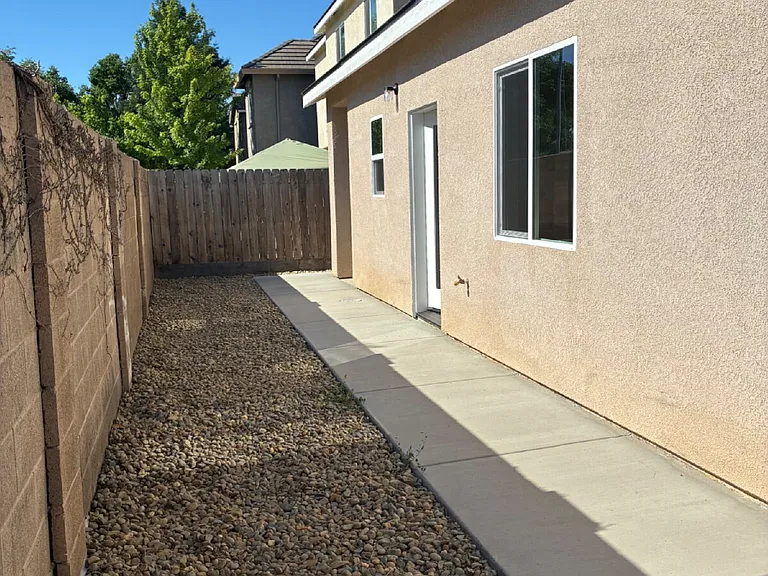 3656 San Onofre Ave — Photo 52