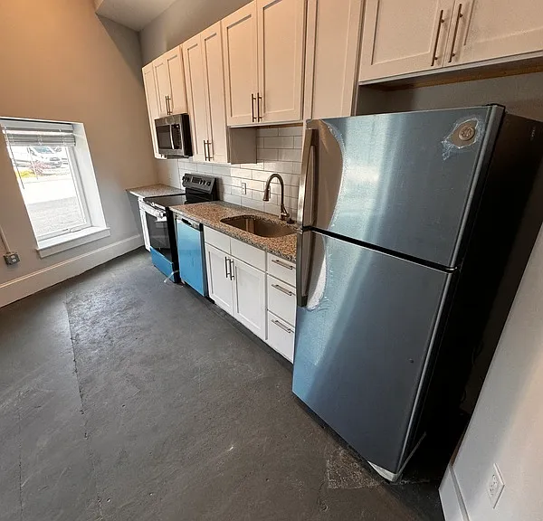 101 S Main St #4 — Photo 2