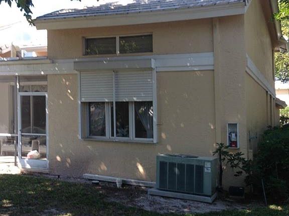 3rd image of 3634 Belair Ln