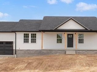 1318 Willie Groce Rd, Glasgow, KY 42141