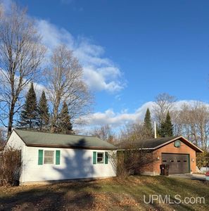 9640 W Dusty Ln, Manistique, MI, 49854