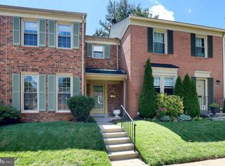 5406 Cabot Ridge Ct, Fairfax, VA 22032