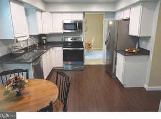 9 Pembroke Ln, New Castle, DE 19720