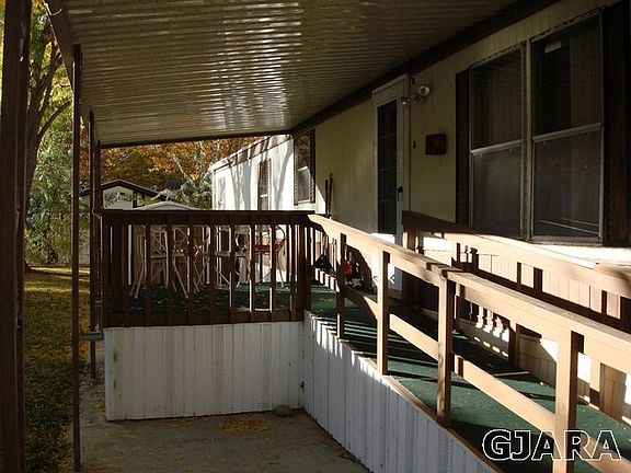 2nd image of 105 Shady Ln