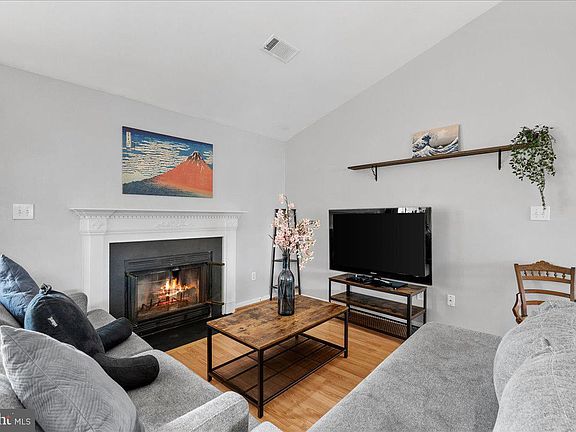 5th image of 7930 Minor Hill Rd