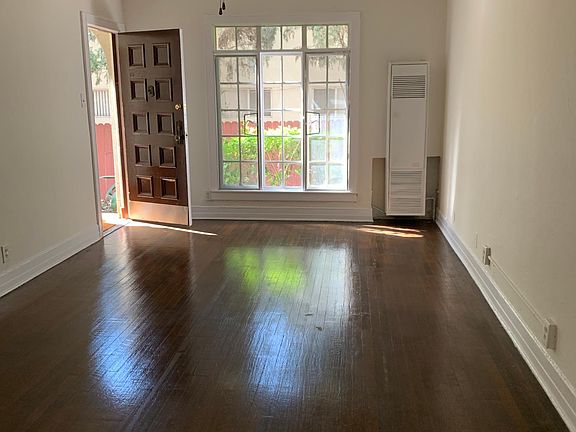 4th image of 1746 N Kingsley Dr #16