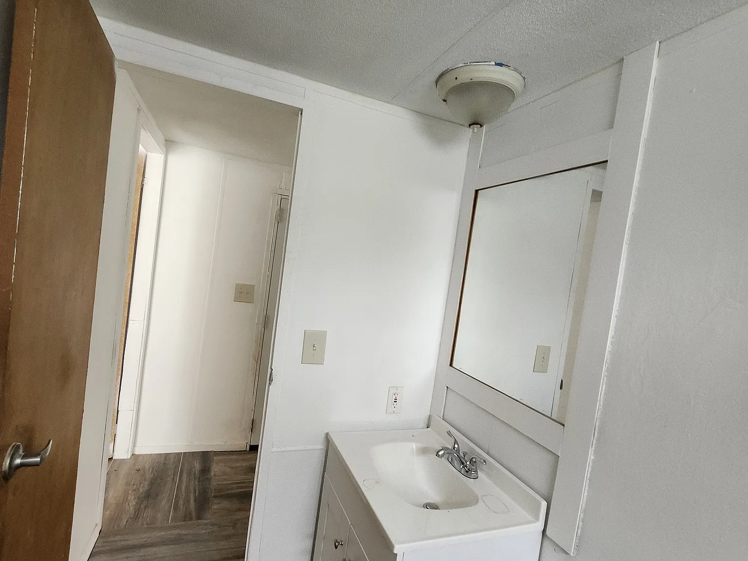 2 bed, 812 sqft, $700 — Photo 4