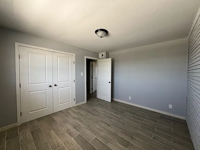 2 bed, 1.5 bath, 1100 sqft, $850 — Photo 4