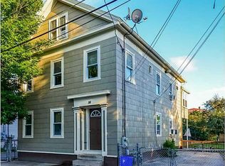 14 Vernon St, Providence, RI 02903