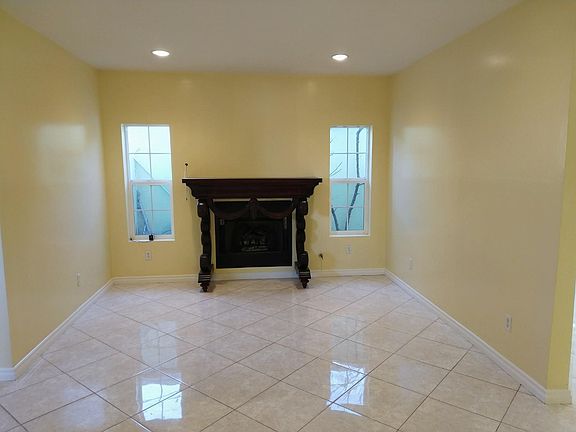 5th image of 11608 Kittridge St
