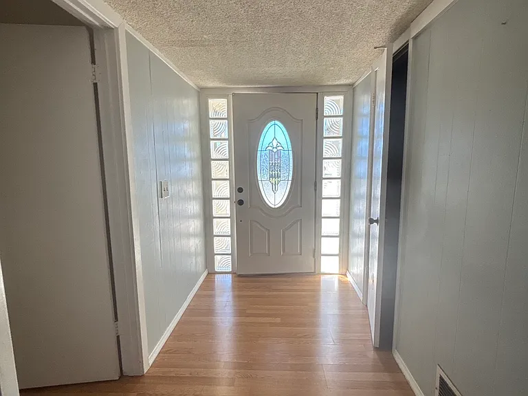 1432 Wardman Dr — Photo 2