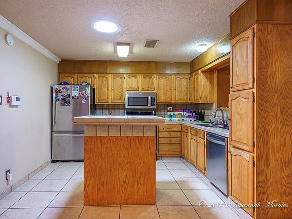 5th image of 3513 Park Ln