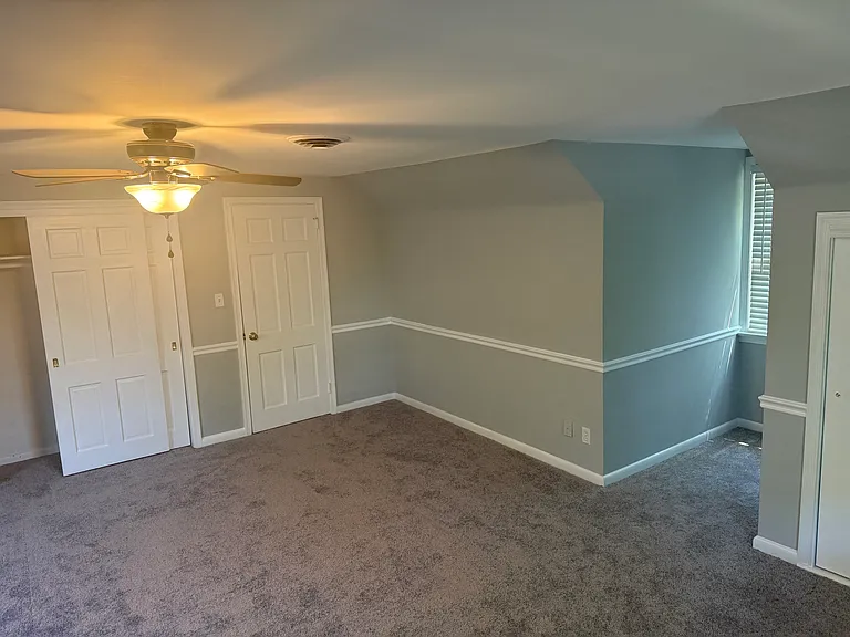 1423 Kilmer Ln #C — Photo 9
