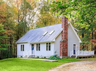 81 Lehtinen Rd, Thompson, CT 06277