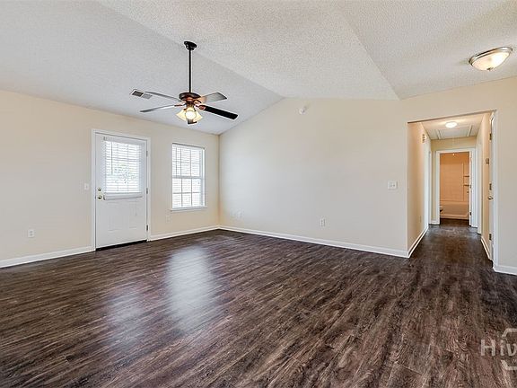 5th image of 404 Pine Top Rd