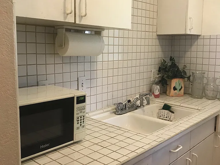 4350 York Blvd — Photo 6