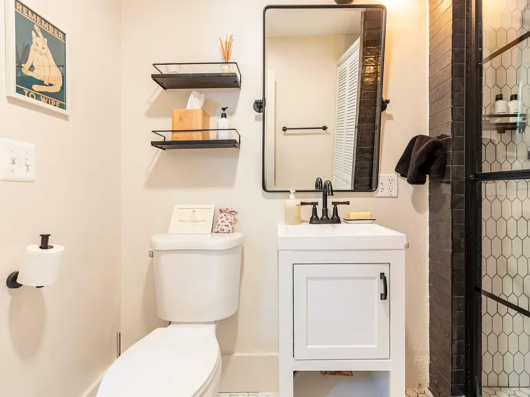 7 Feroe Ave — Photo 6
