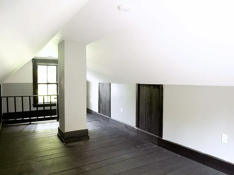 9 Terrace Pl #11 — Photo 17